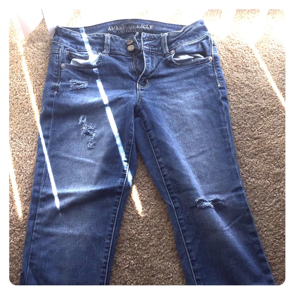 jeans . distressed .